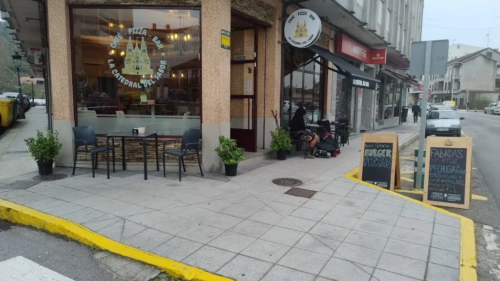 Bar La Catedral Del Sabor restaurant in Caldas de Reis