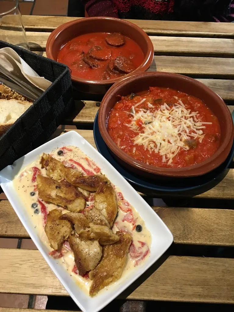 Andrea Ts_La Oveja Negra Villalobos 22_Vall dAlcalà la_review