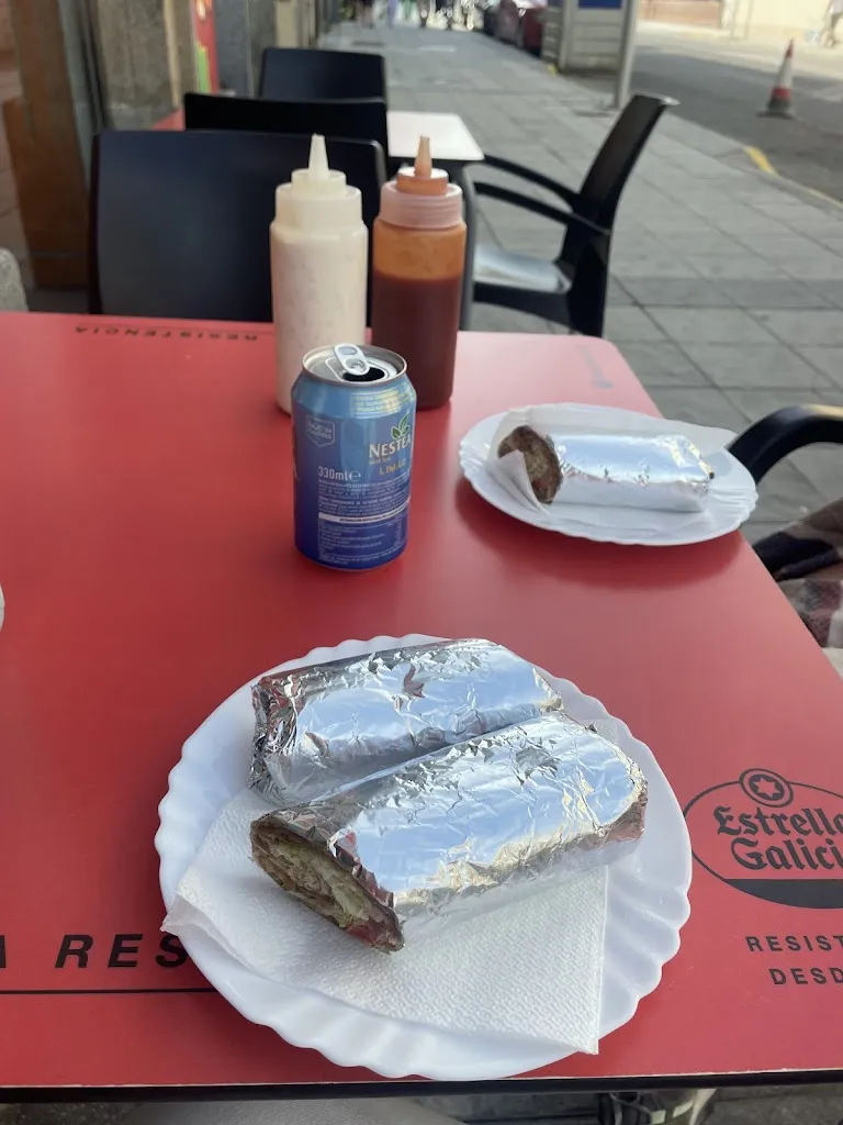 Vania Tan_Caldas Turco Kebab_Caldas de Reis_review