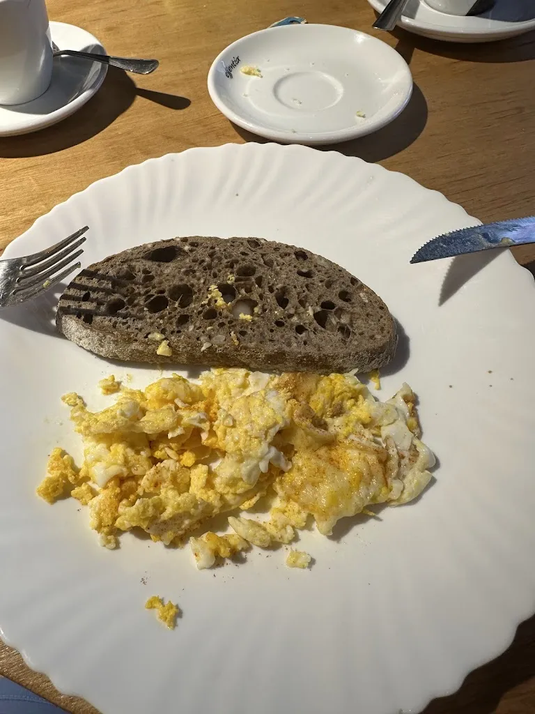 Alexa S_Cafetería Pousada Real_Caldas de Reis_review