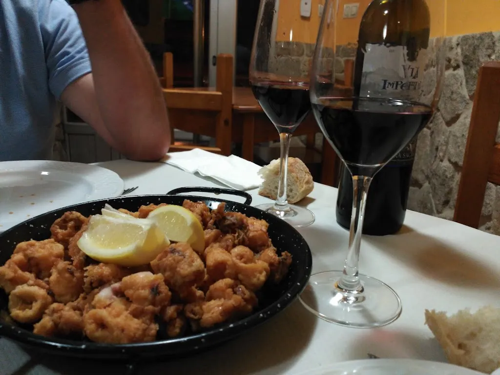 Bar o Castor restaurant in Cañiza A