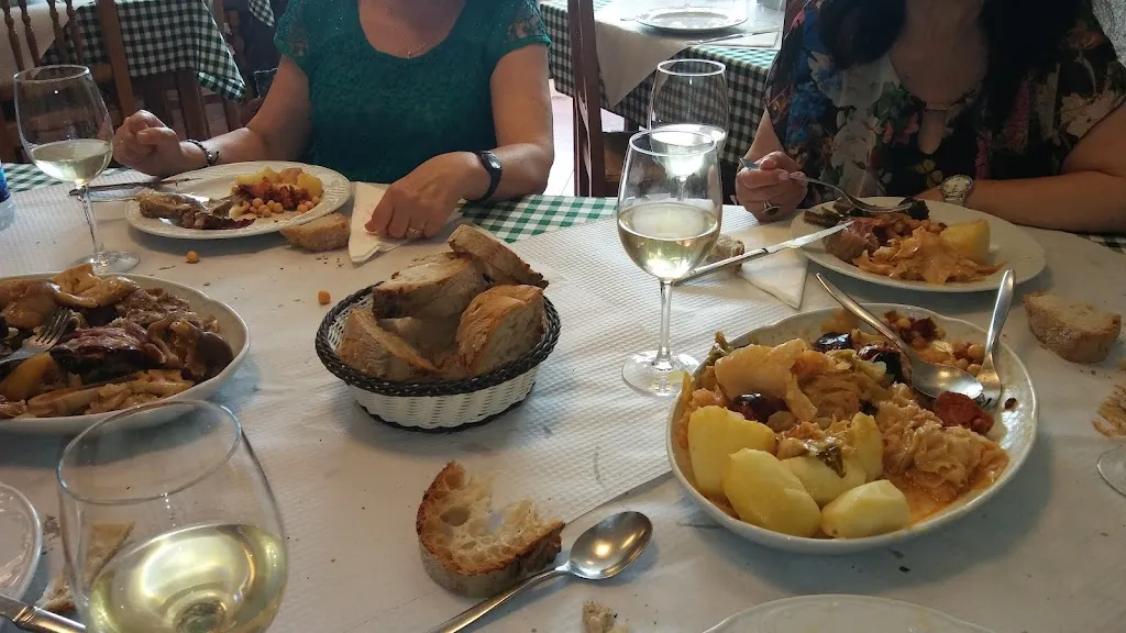 Imperio restaurant in Cañiza A