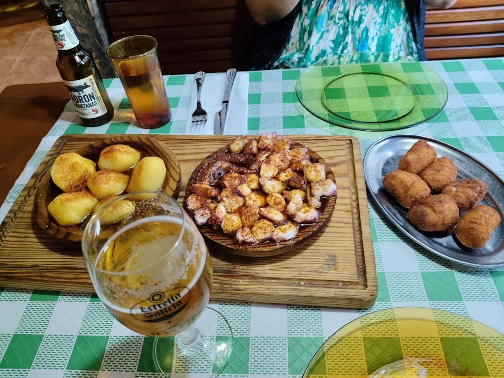 Catherine Montoya Colorado_A Taberna do Abrente_Baiona_review