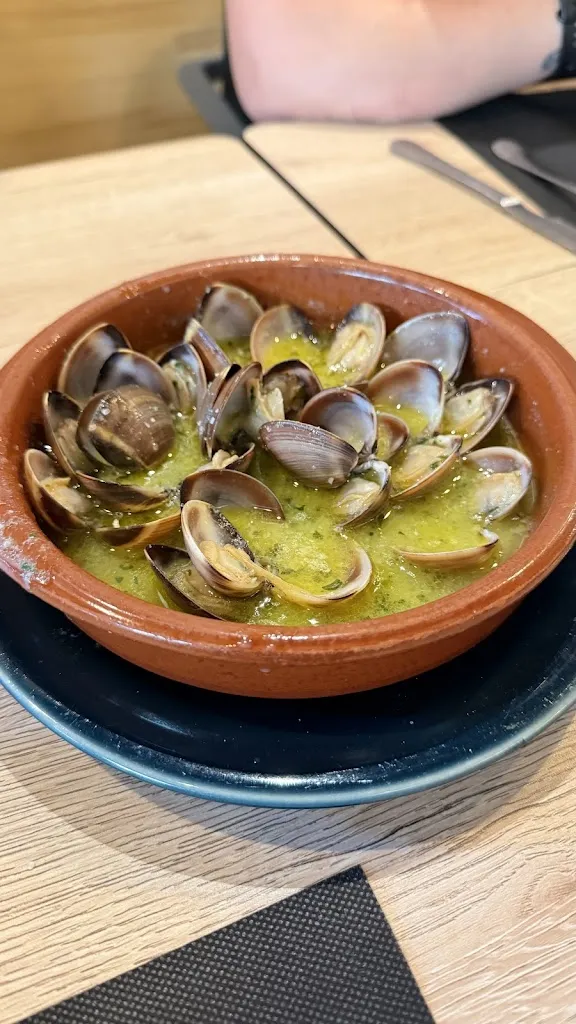 Capitán Monguer_Baiona_slider_image_2