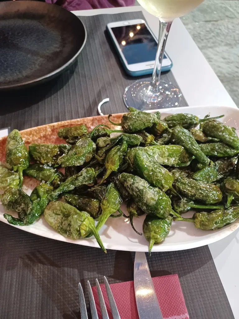 Kristian Norslund_Taberna del Azafrán._Baiona_review