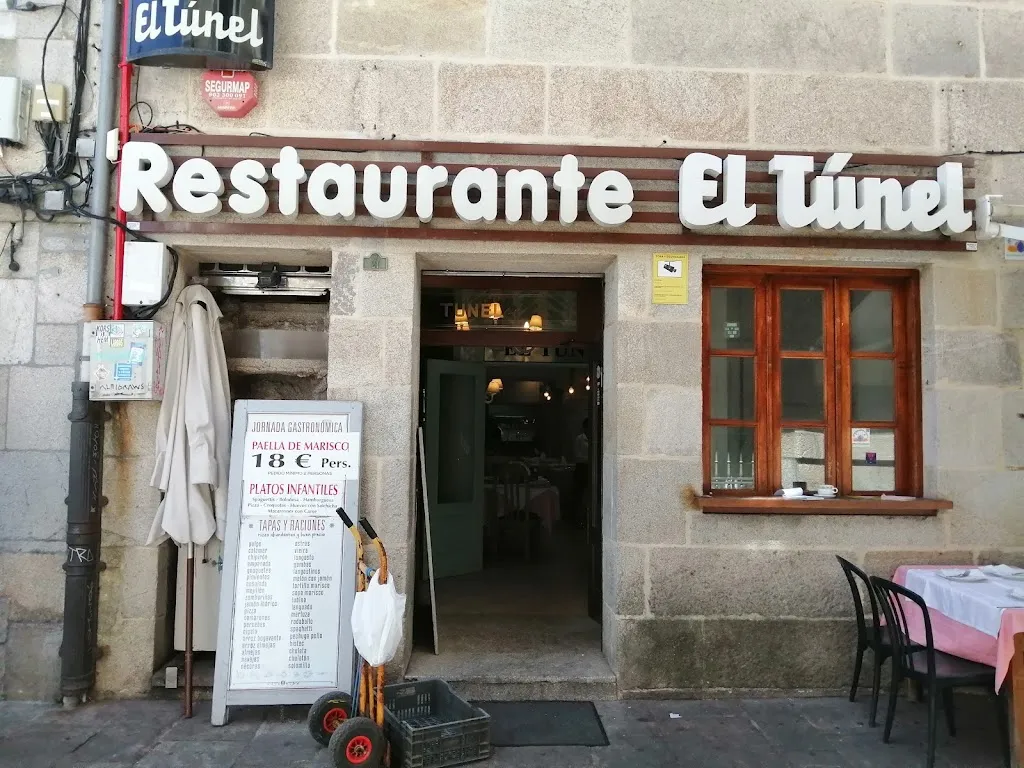 El Túnel restaurant in Baiona