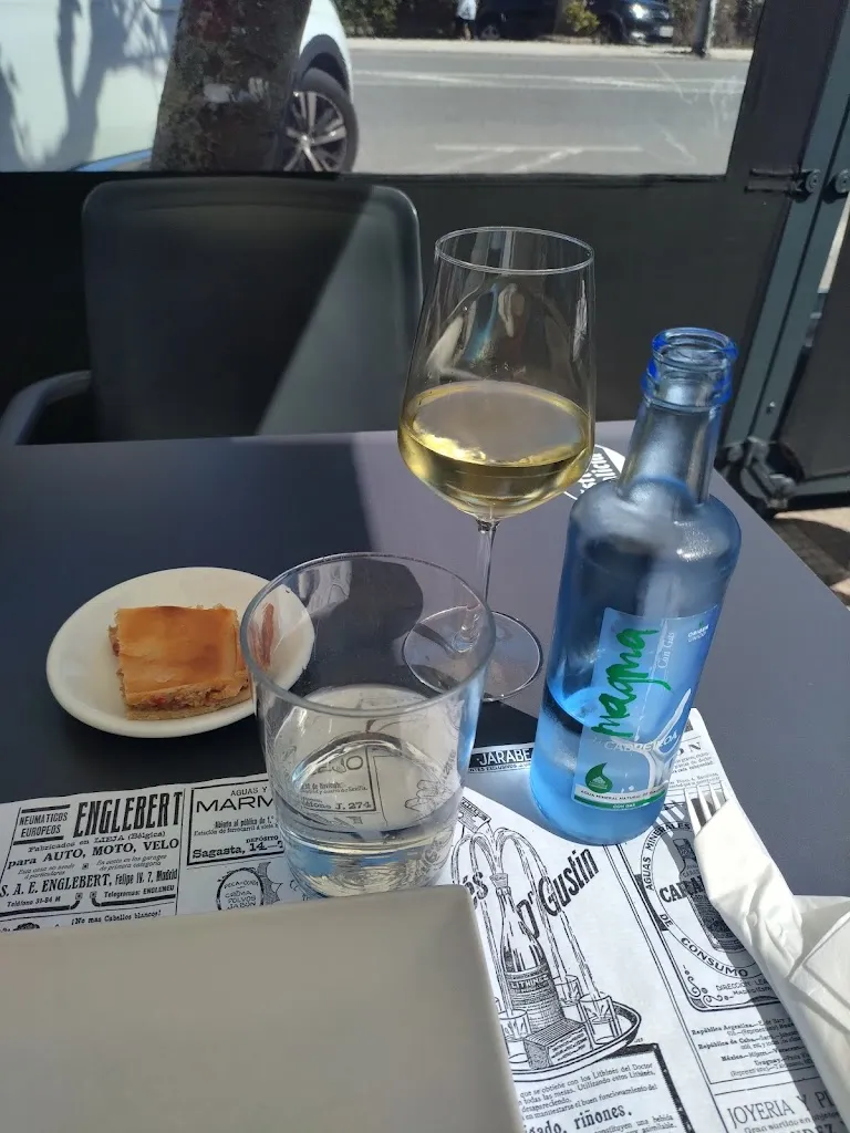 Rhicke Jennings_Sidreria Estrella Baiona_Baiona_review