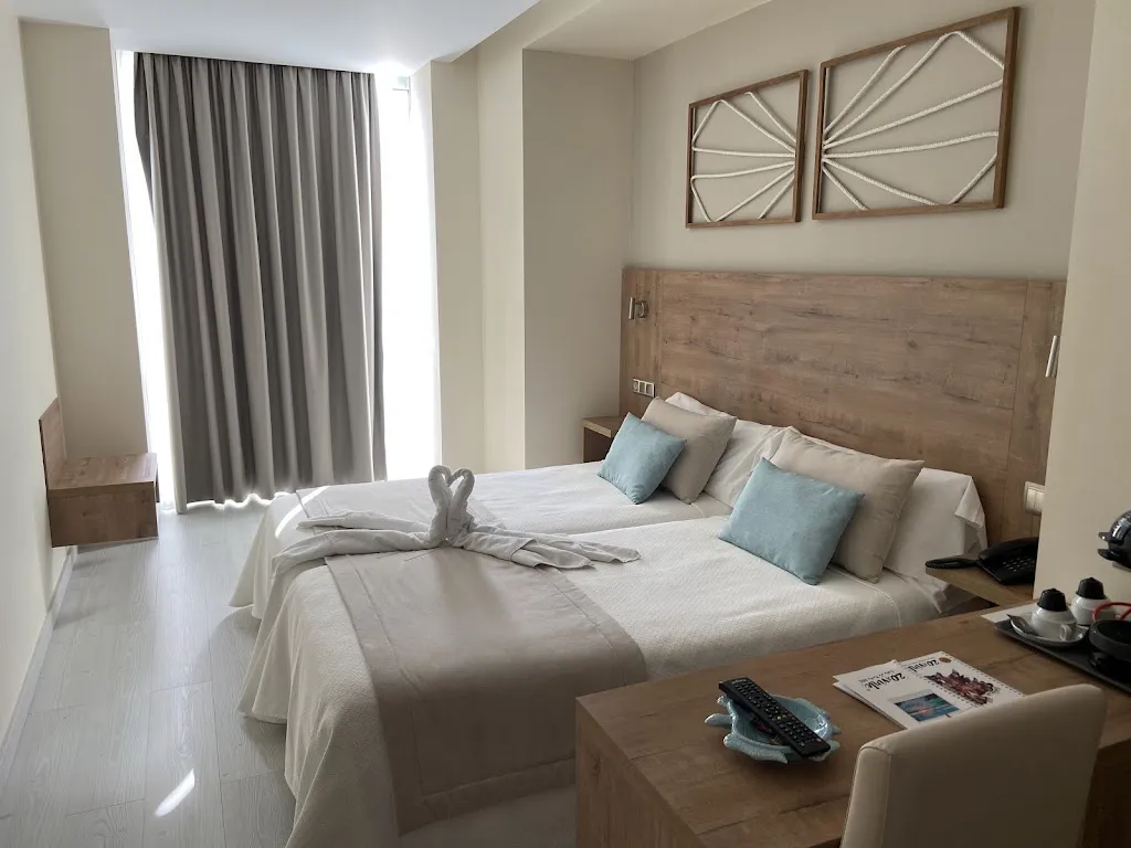 Hotel - Boutique O Náutico Laxe_Cabana de Bergantiños_slider_image_2