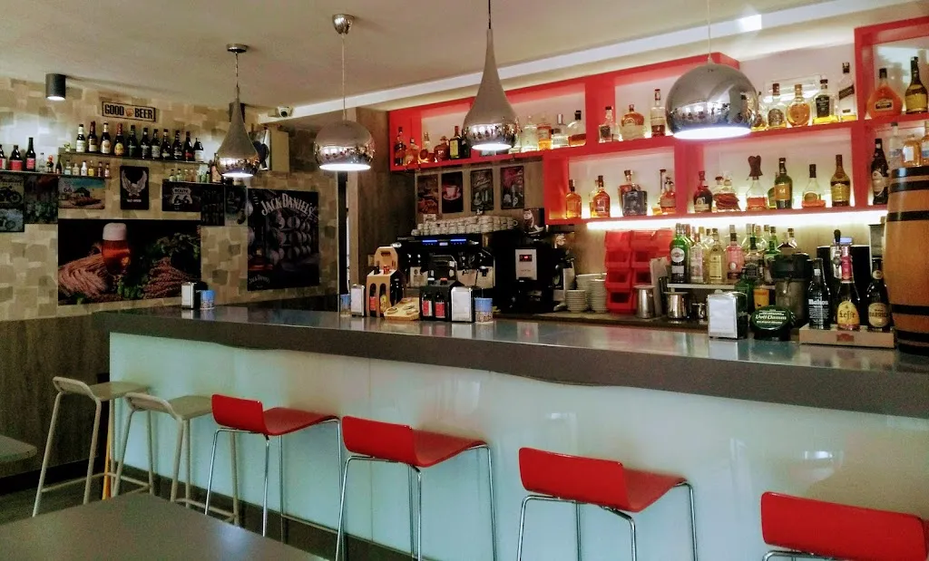 NelRoss cafe lounge restaurant in Cerdedo