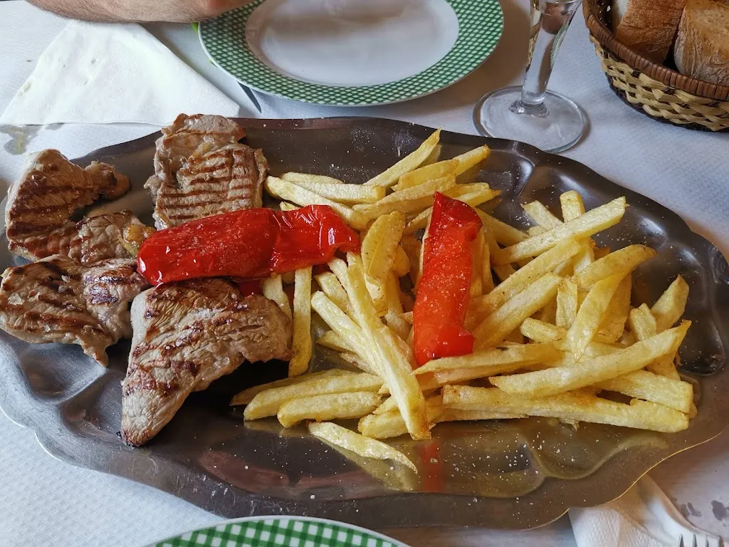 Menu_Carola Mesón Restaurantes_Cerdedo_image_4