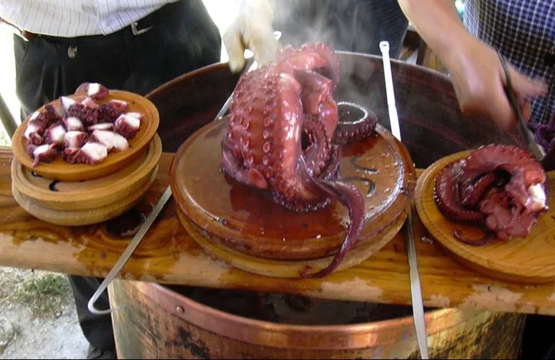 Menu_Carola Mesón Restaurantes_Cerdedo_image_9