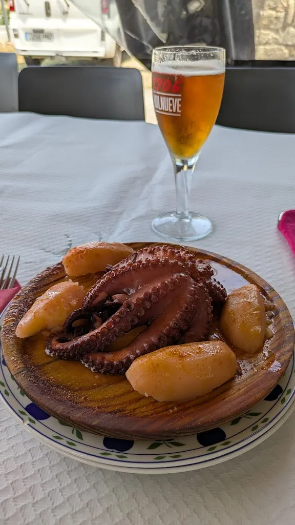 L. Ru Ram_Bar café Obelix_Cotobade_review