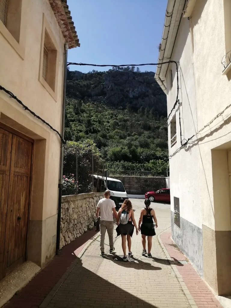 Byron Byron_BAR ROCA_Vall de Gallinera_review