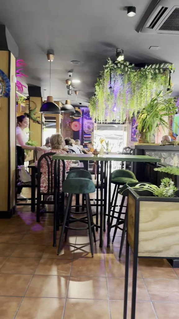 Juliana C M_Kayma Fusión_Cambados_review