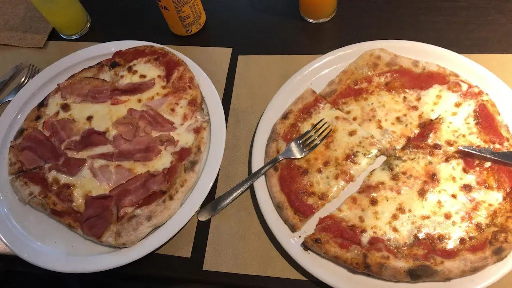 Mateus Souza_Italia Café & Restaurant - Pizzeria Cambados_Cambados_review