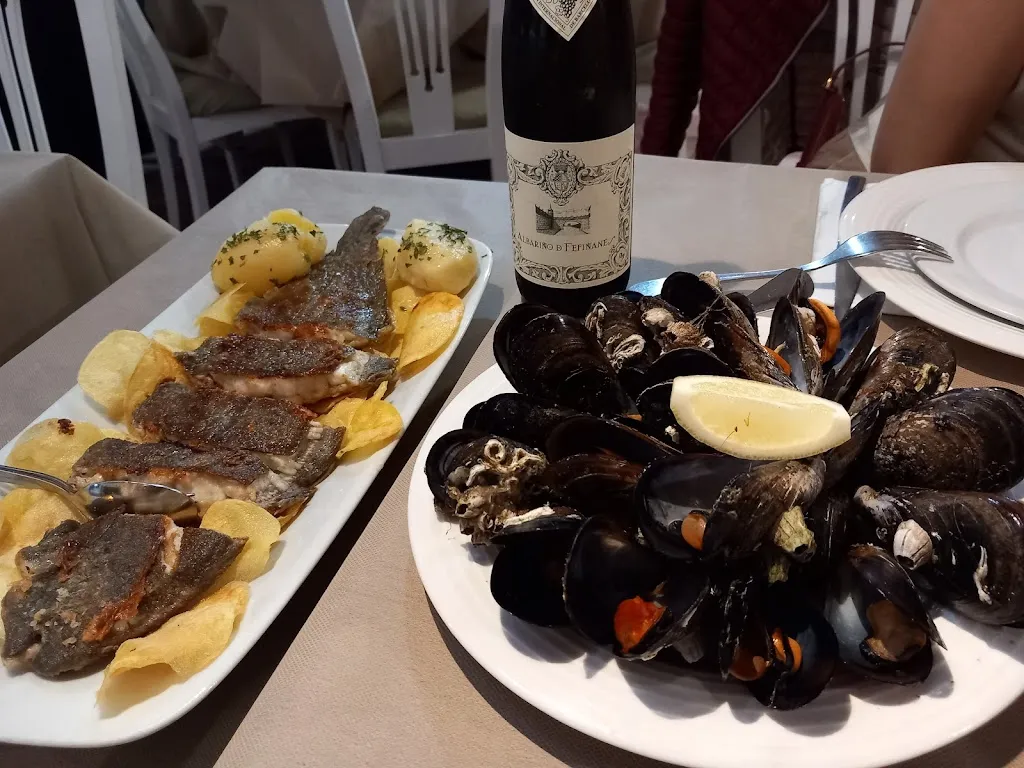 Tudor Ciobanu_A Casa de Miguel_Cambados_review