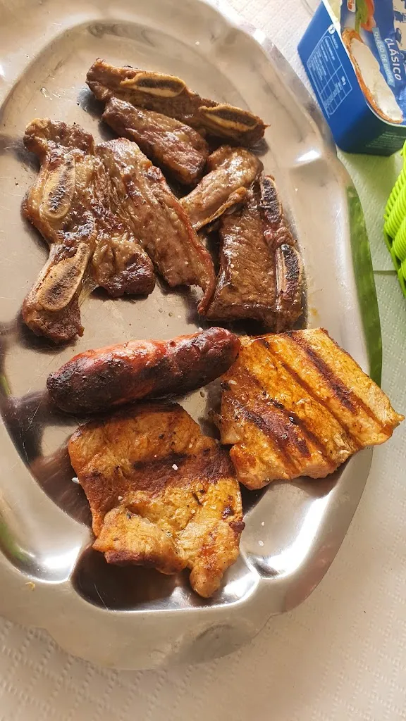 E J_Parrillada Alonso_Dozón_review