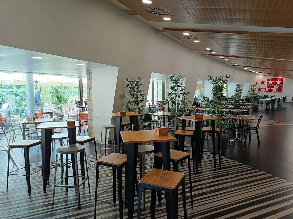 Restaurante Puerta de Hierro restaurant in Estrada A