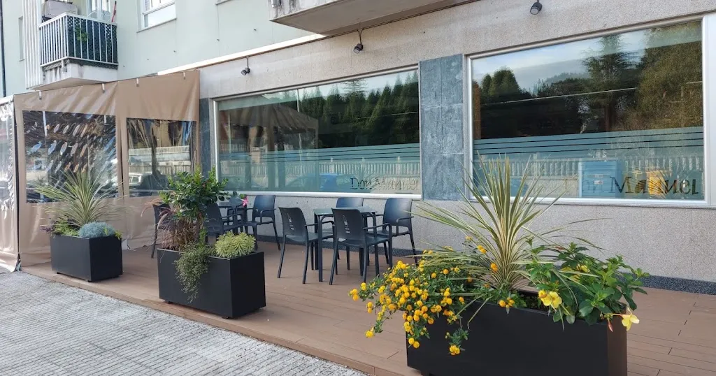 RESTAURANTE & BAR DON MANUEL CUNTIS_Cuntis_slider_image_1