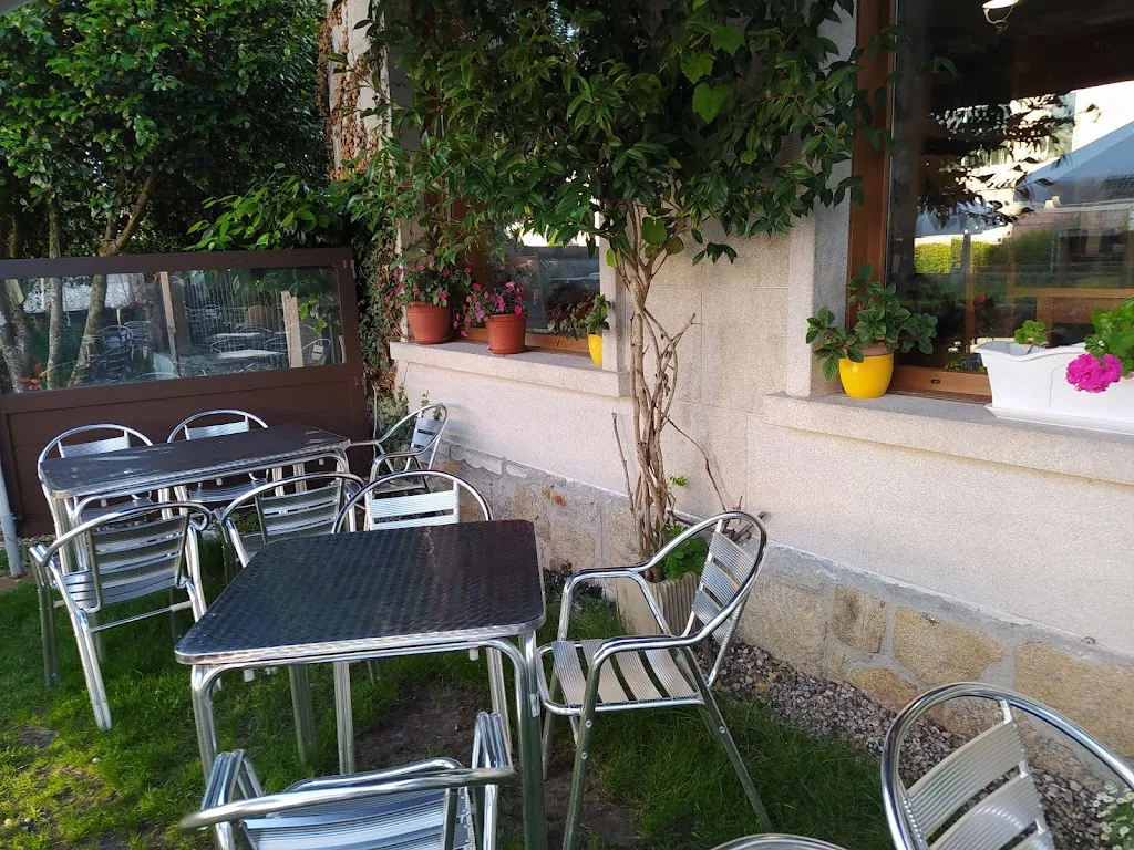 A Tenda da Ponte restaurant in Cuntis