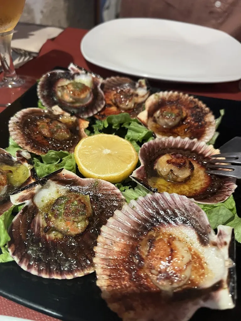 Maria Moreira pose_Bar A Fontiña_Cuntis_review