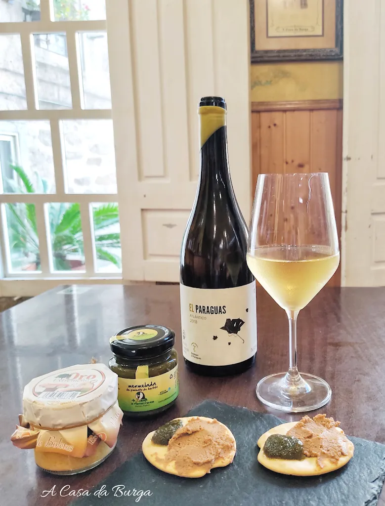 Vinoteca taperia A casa da Burga_Cuntis_slider_image_2