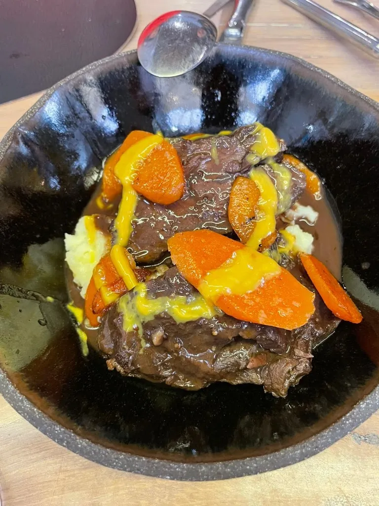 Stef Cervantes_El Ventador_Vall dEbo la_review