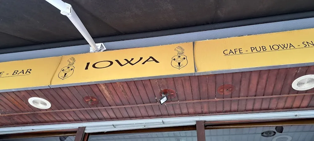 Pacoares_Bar Iowa_Cuntis_recensione