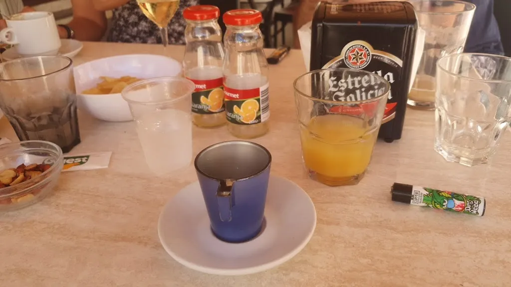 Menu_Bar la Plaça_Vall dEbo la_image_3