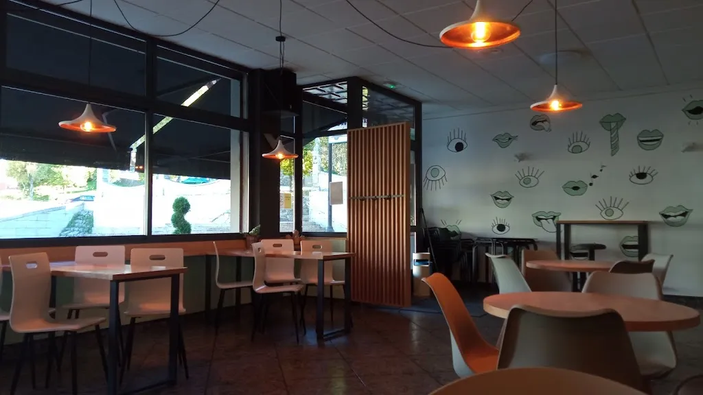 Orballo_Cafetería Plaza_Forcarei_recensione