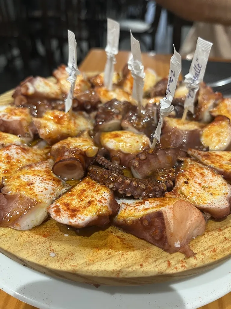 Jone_Pyramis_Bueu_review