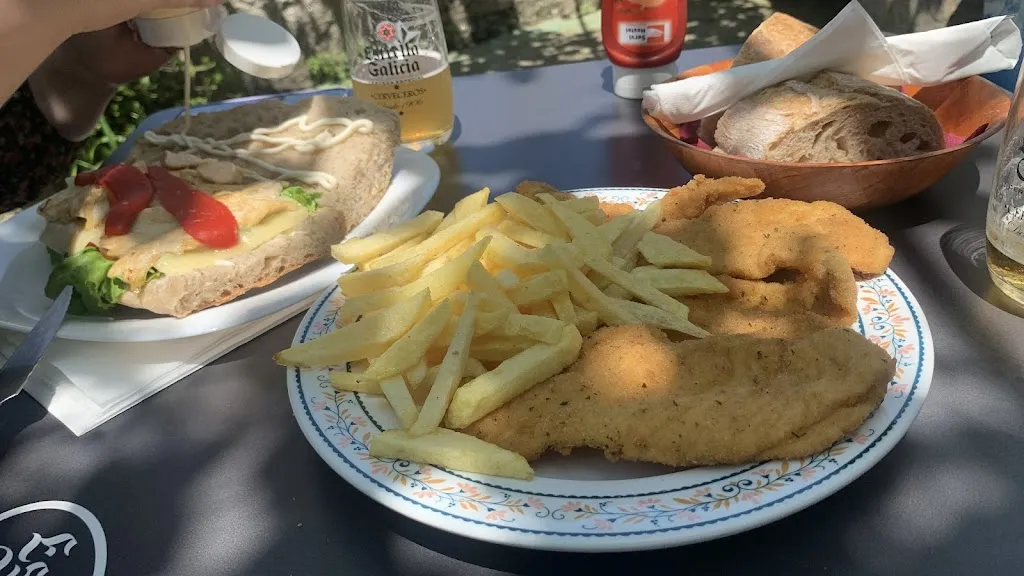 Bar Tapería Auri_Bueu_slider_image_1