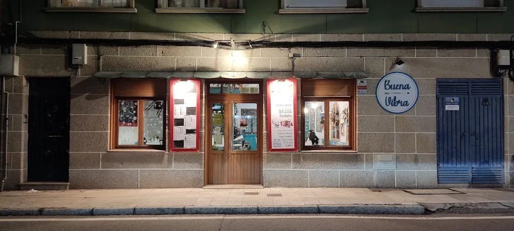 BUENA VIBRA RESTOBAR restaurant in Bueu