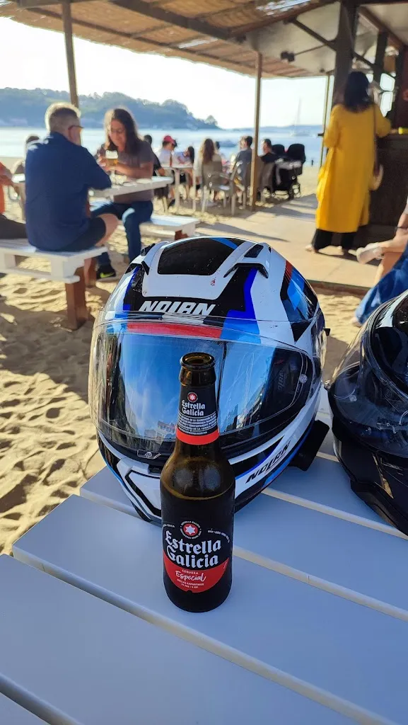 Jesus Andres_Chiringuito Playa Bueu_Bueu_review