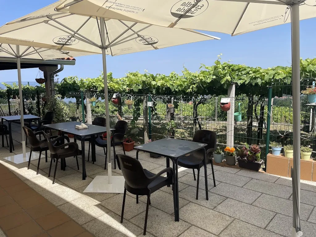 Taberna Entre Viñas_Bueu_slider_image_1