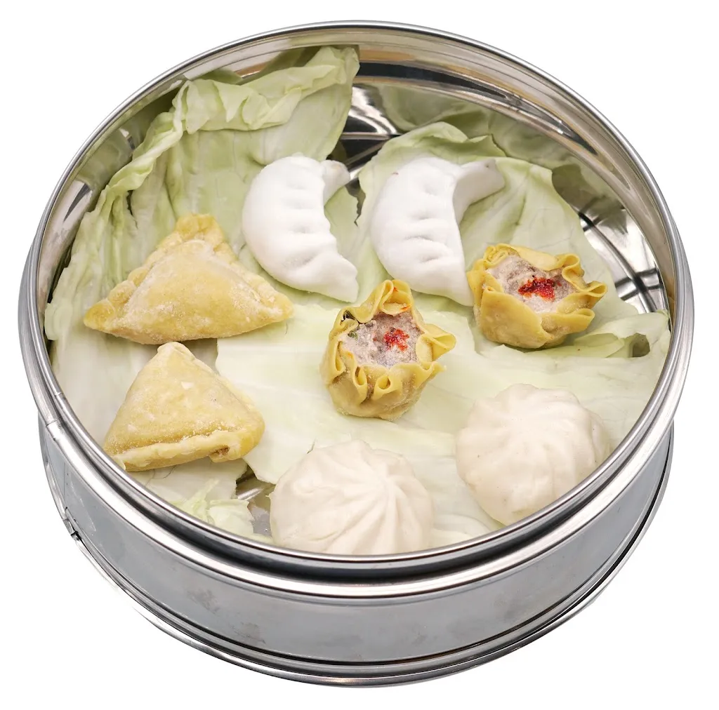 Llama Wok_Lama A_slider_image_3