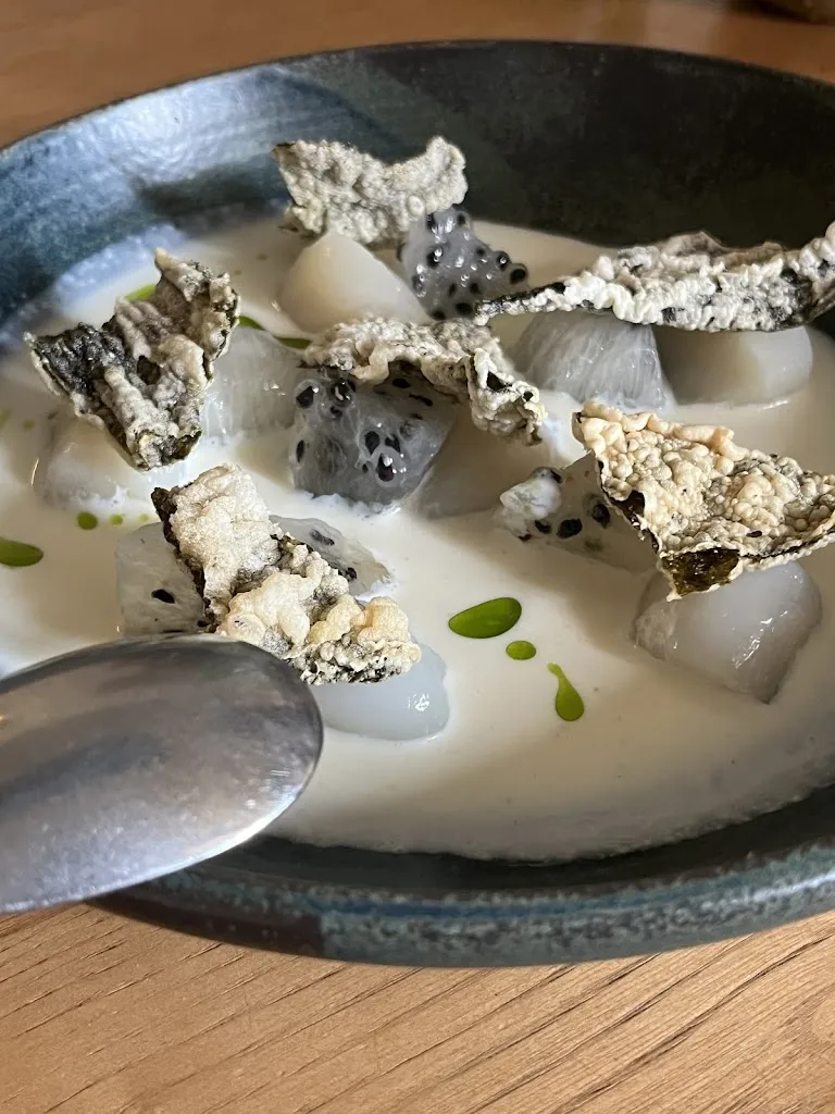 Maria-Nefeli Panetsos_Llama Inn Madrid_Lama A_review