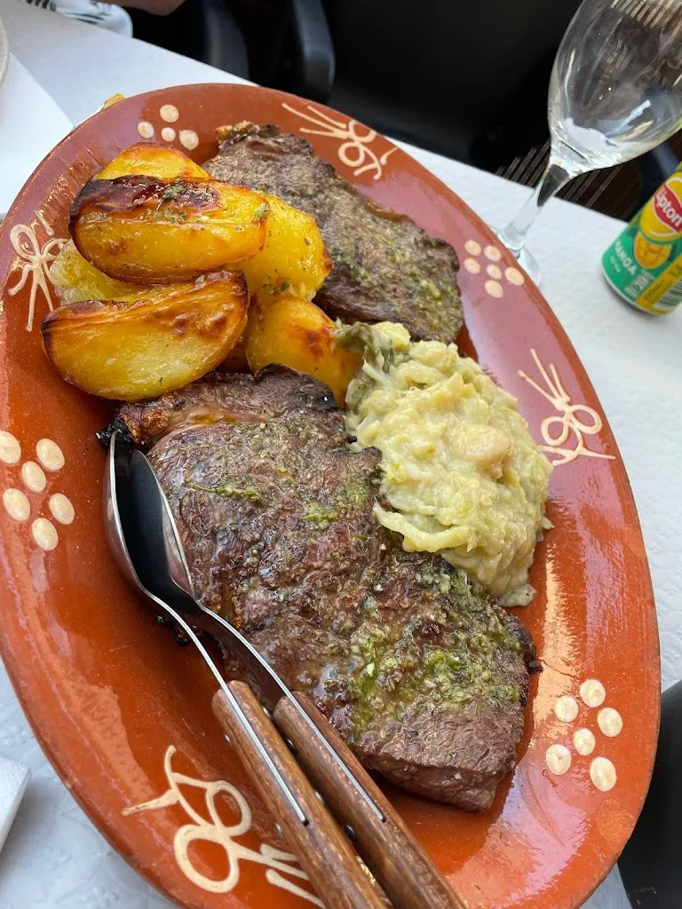 Luciana Monteiro_Restaurante Bola de Prata_Guarda A_recensione