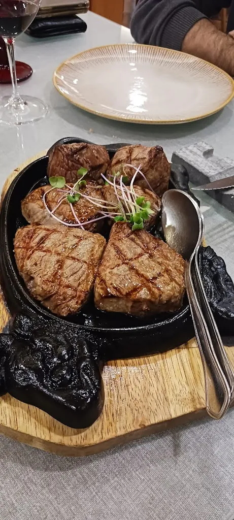 Restaurante Colmeia_Guarda A_slider_image_3