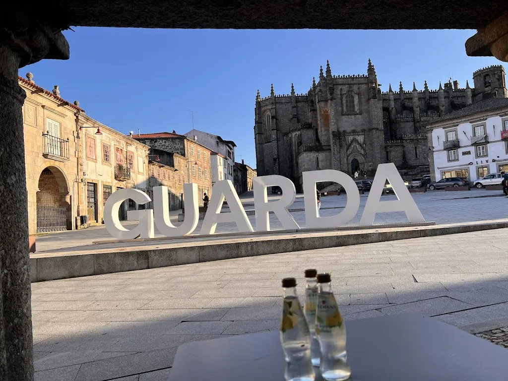 Wilfred Cornelia Hambly_Sabores da índia_Guarda A_review