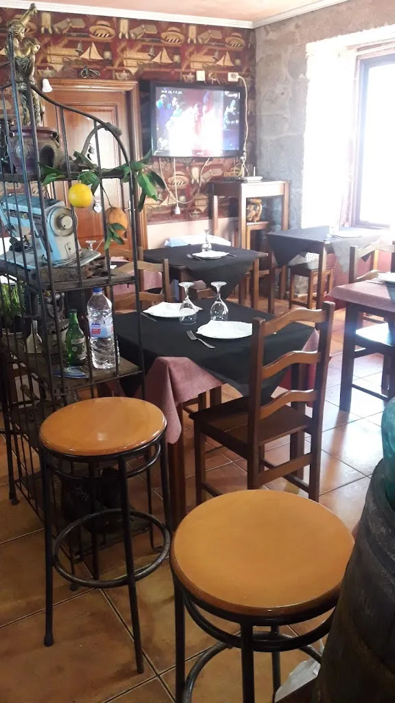 ANDY JPG_O Refuxio_Mondariz_review