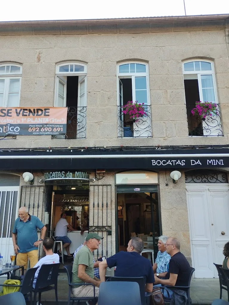 Joan Palomo Perez_A mini_Mondariz_review