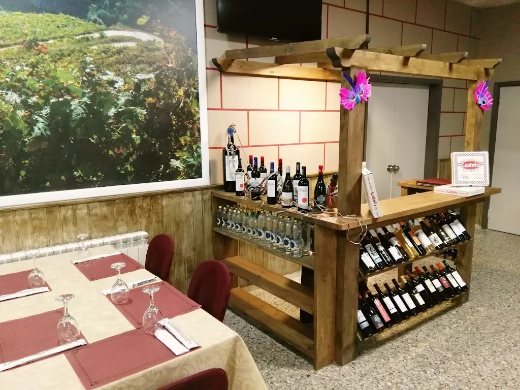 Restaurante-Pizzeria O Castelo restaurant in Mondariz