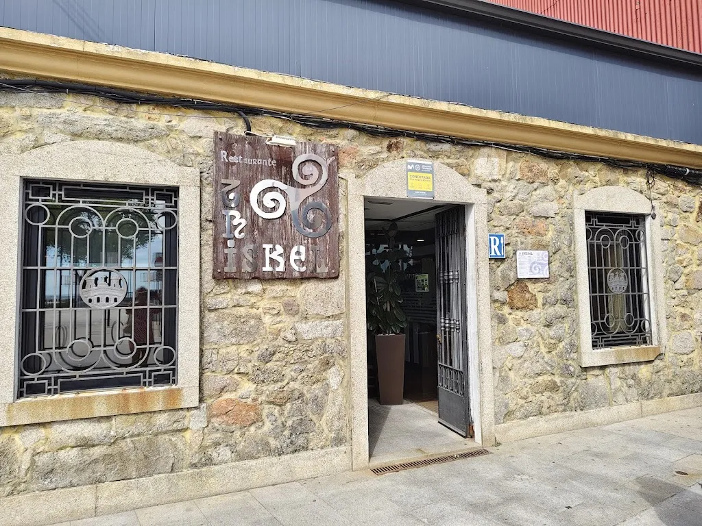 O Triskel_Illa de Arousa A_slider_image_1