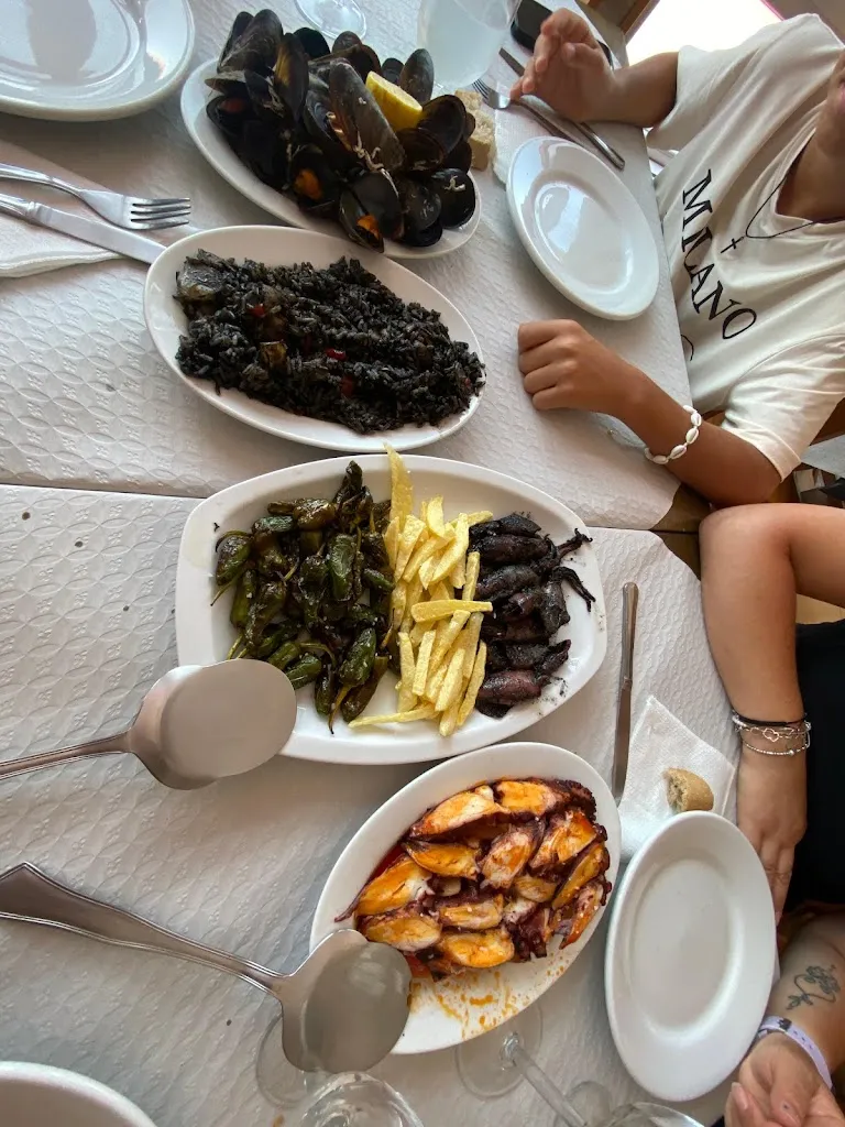 Ricard O. F._Restaurante-Bar López_Illa de Arousa A_review