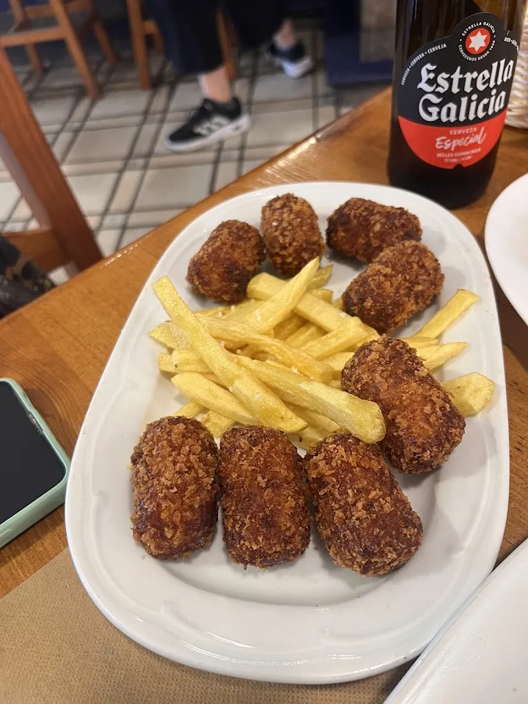 Raul Pino_Bar O Porto_Illa de Arousa A_review