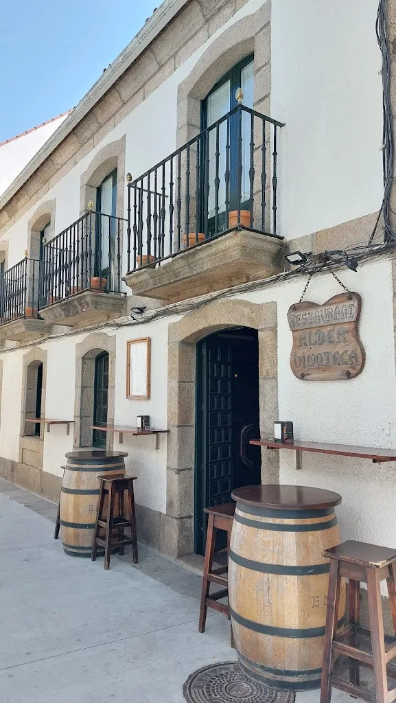 Susana Cabeza_Aldea_Illa de Arousa A_review