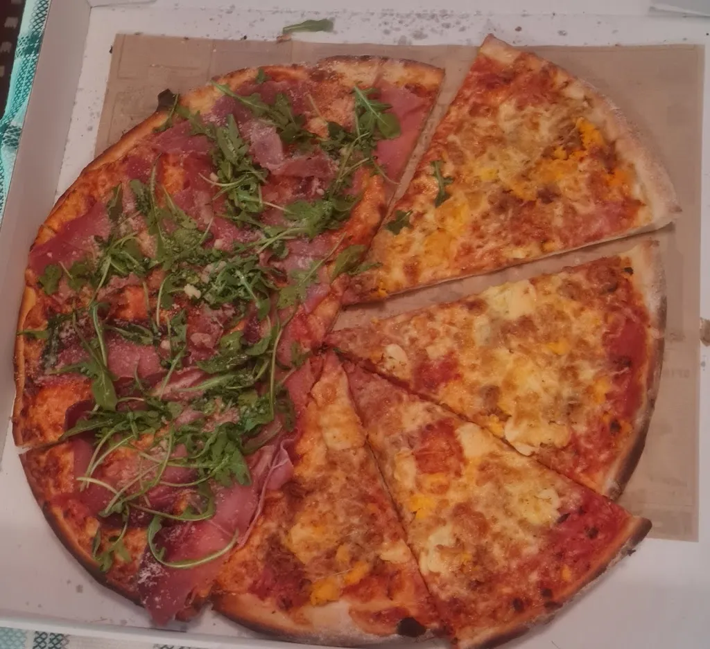 Pizzería Salva_Illa de Arousa A_slider_image_2