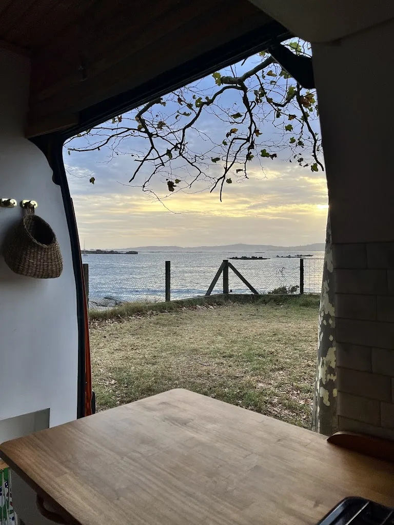 Laura Zafra_Chiringuito Kalma_Illa de Arousa A_review