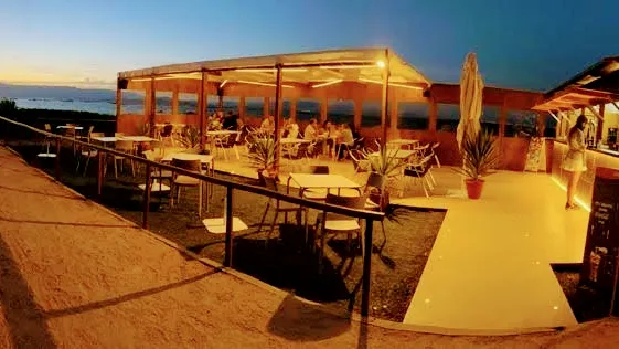 Chiringuito Punta Furado restaurant in Illa de Arousa A